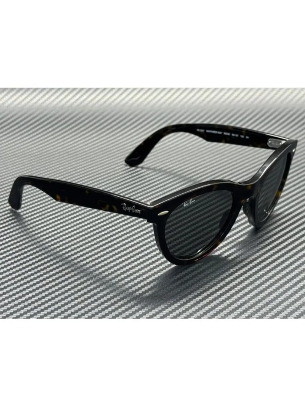New Ray-Ban Men  Havana Sunglasses 54-21-150